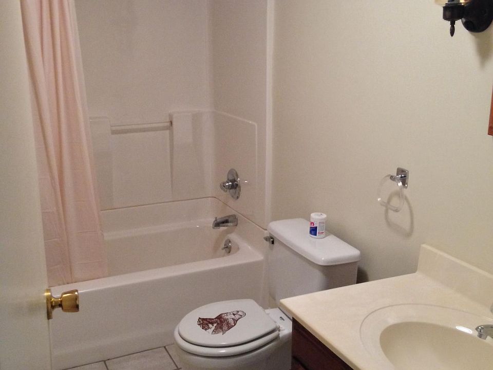 2nd image of 616 Gardner St APT 3