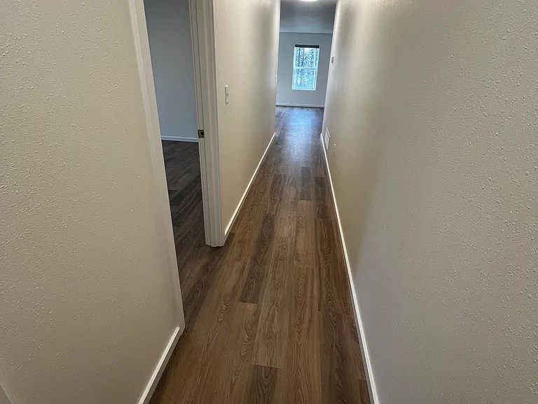 2923 N Harlan Cir #B — Photo 8