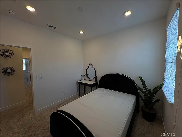 2211 W Orange Ave #21 — Photo 33