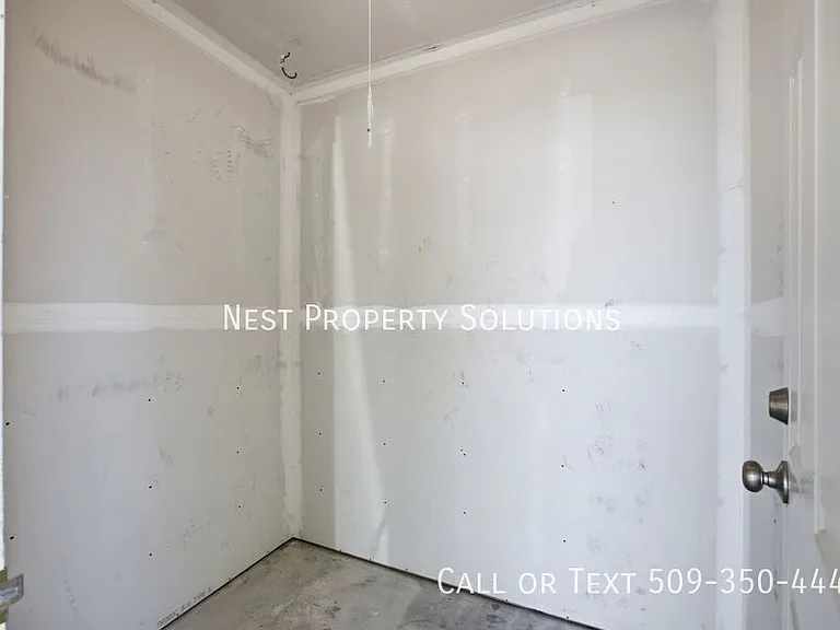 1818 W Crouse St #1 — Photo 18