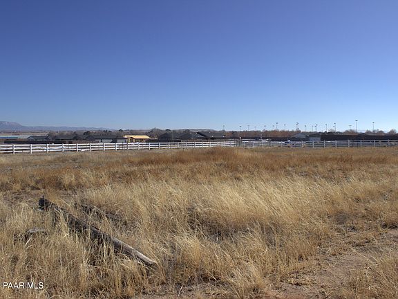 3rd image of 1991 N Road 1 E