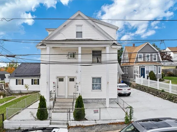 28 Englewood Ave, Pawtucket, RI 02860