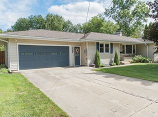 1120 Turwill Ln, Kalamazoo, MI 49006