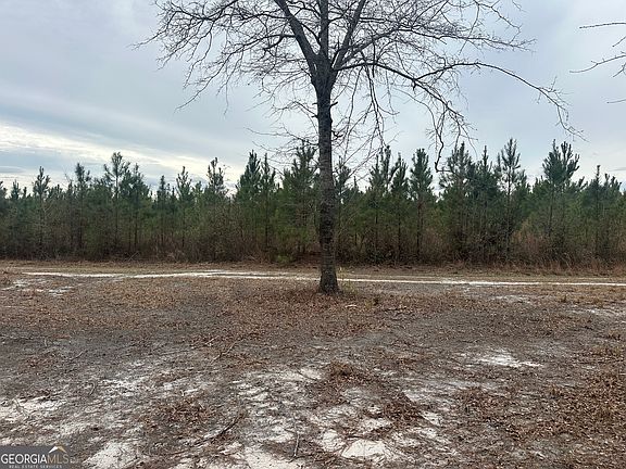 2nd image of 160 Landing Rd