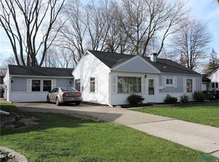 516 Southfield Dr, Maumee, OH 43537