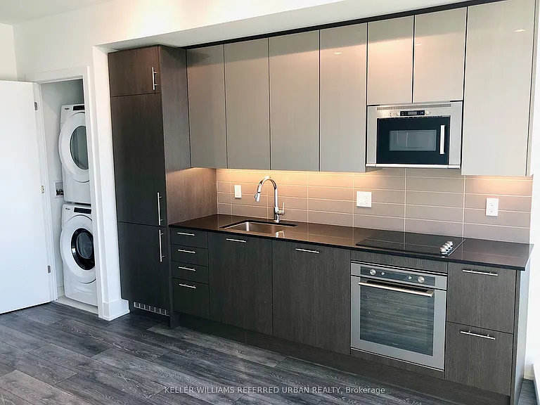 403 Church St #2301 — Photo 3