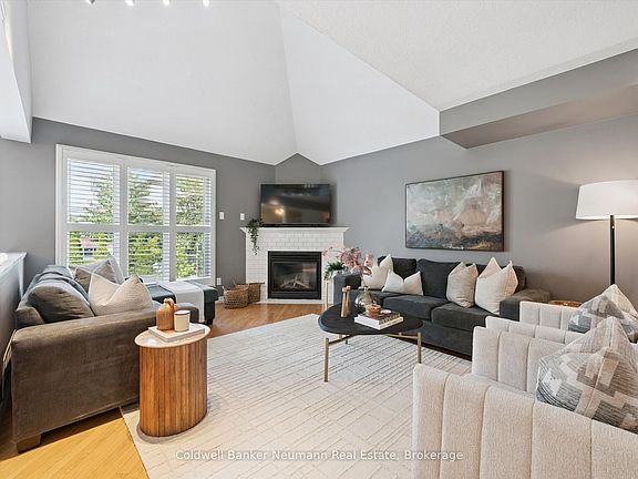 4th image of 45 Marsh Cres