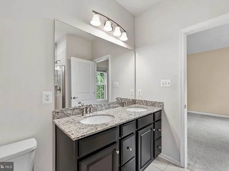 2720 Fredericksburg Rd — Photo 24