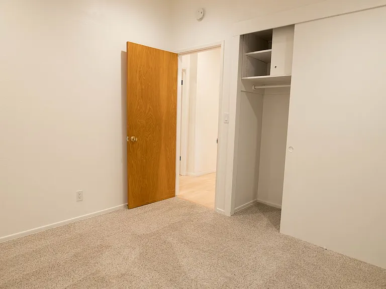 2604 Foothill Rd — Photo 17