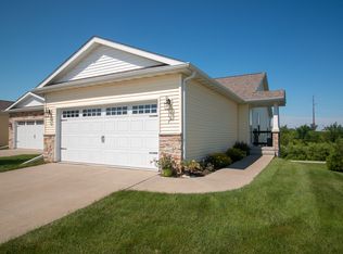 6130 Deere Creek Ln #C, Davenport, IA 52807