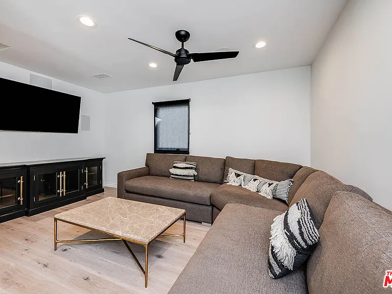 4239 W McFarlane Ave — Photo 16
