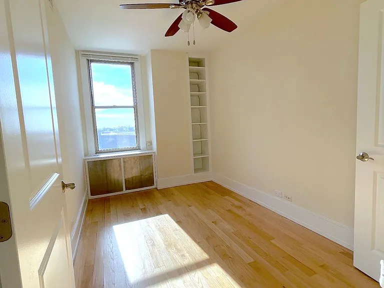 Delancey Place — Photo 36
