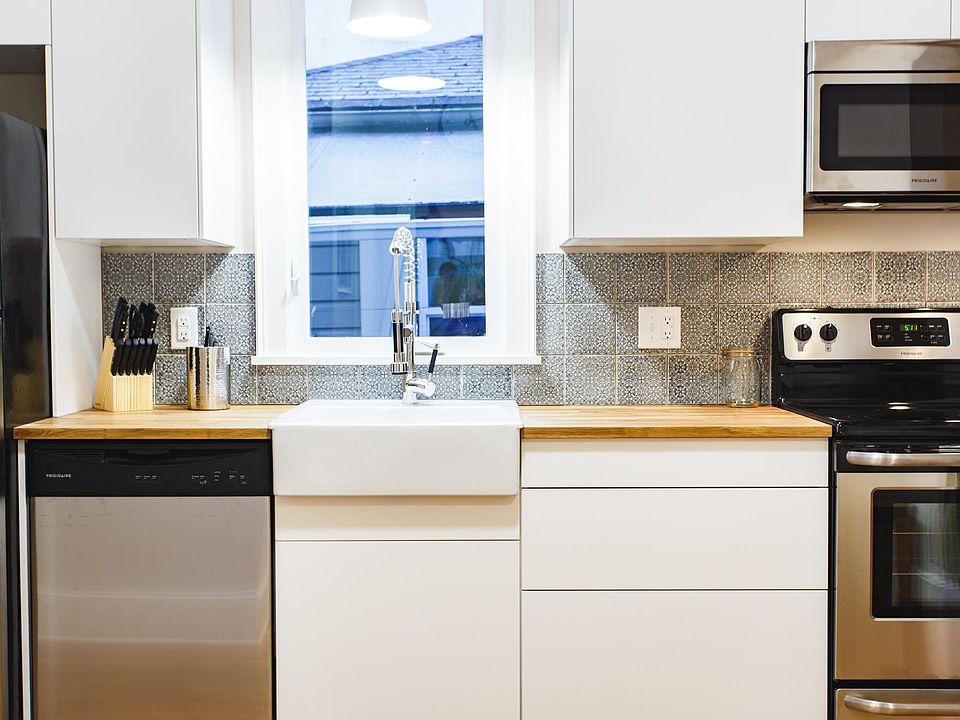 Fully Renovated Kitchen