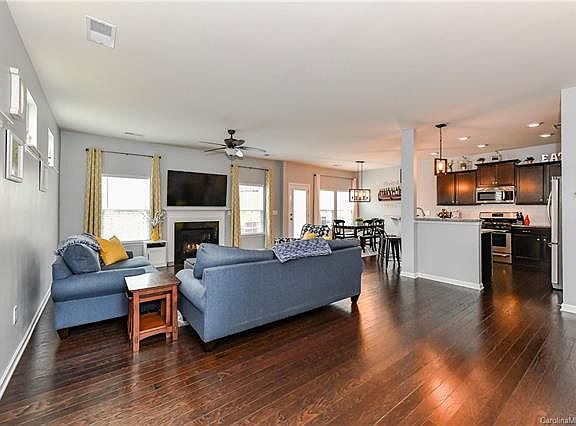 4th image of 1755 Trentwood Dr