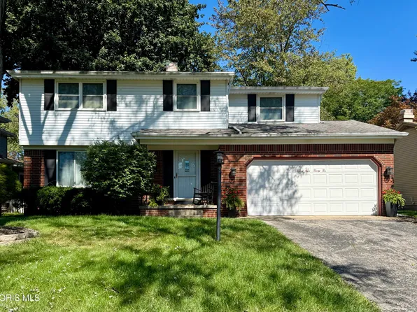 2822 Tarrytowne Dr, Toledo, OH 43613