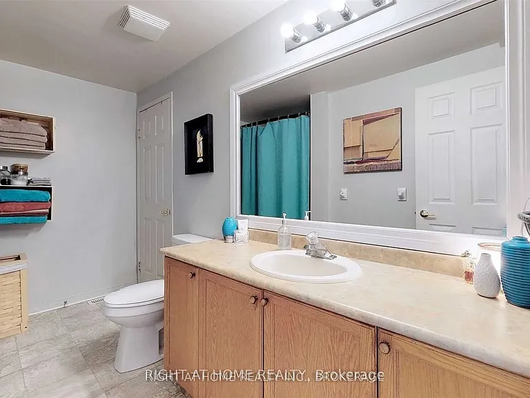 229 Dunsmore Ln #UPPER — Photo 7