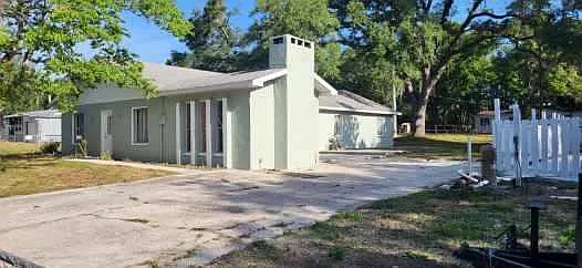 5 bed, 2236 sqft, $2,800 — Photo 1