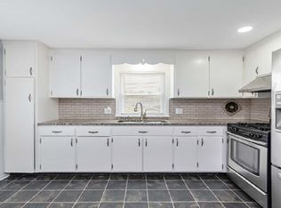 14 Scarsdale Rd, Springfield, MA 01129