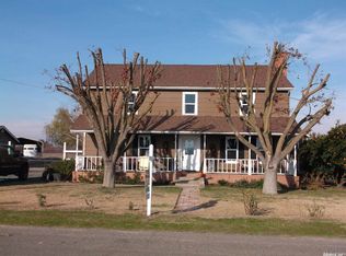 13513 Vineyard Rd, Waterford, CA 95386