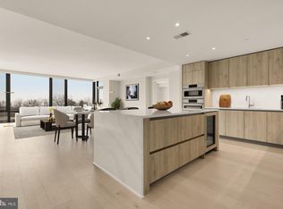 1201 N Royal St #206, Alexandria, VA
