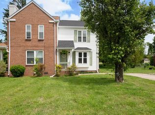 2582 Exeter Dr, Murfreesboro, TN 37130