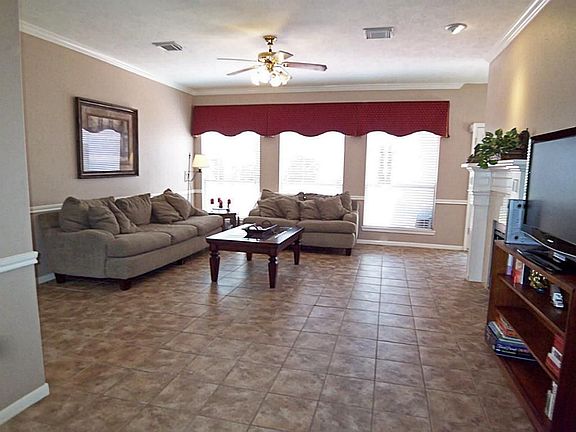 5th image of 15127 Chetland Place Dr