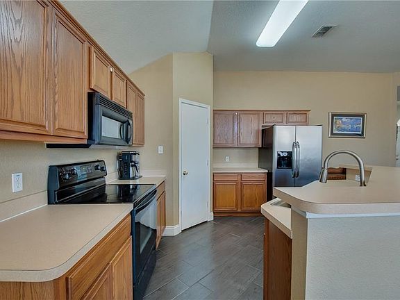 5th image of 7319 Fossil Lake Dr