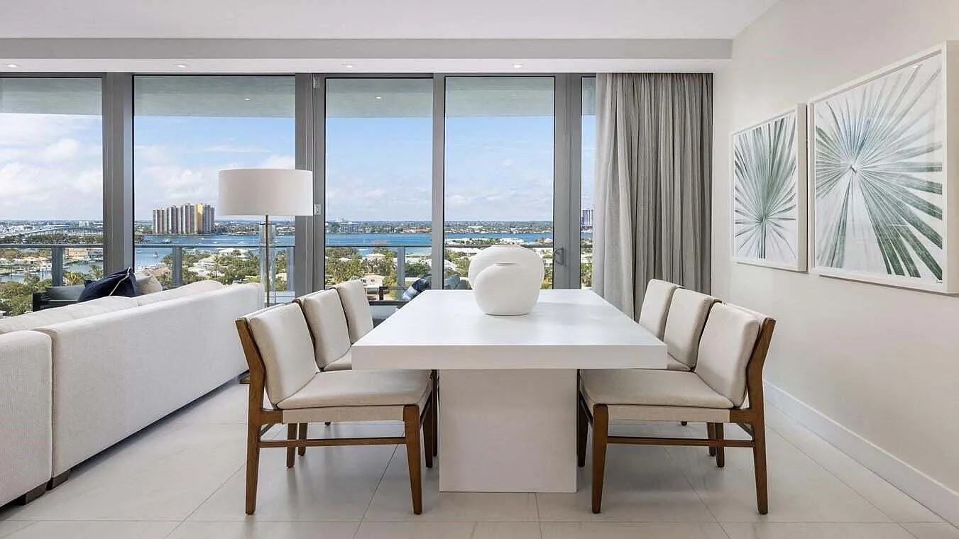 2 bed, 2.0 bath, 1620 sqft, $12,000 — Photo 2