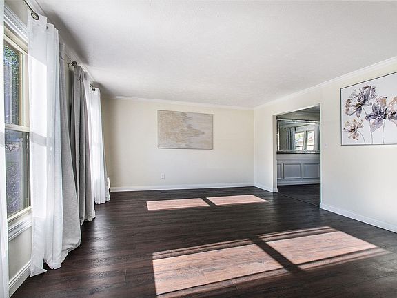 5th image of 1623 Galway Dr