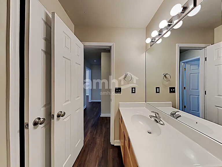 1616 Harrison Way — Photo 15