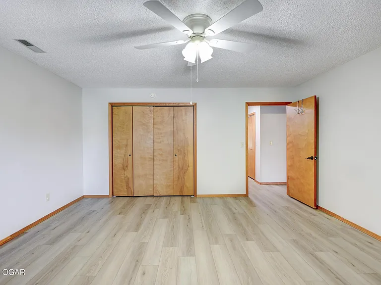 416 W Spring St #1 — Photo 12