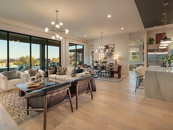 The Pampano - Family Room
