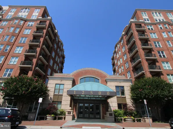 12500 Park Potomac Ave Unit 409, Potomac, MD 20854