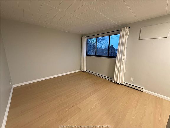 3rd image of 1547 Pelletier St #4