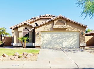 2239 S Peppertree Dr, Gilbert, AZ 85295