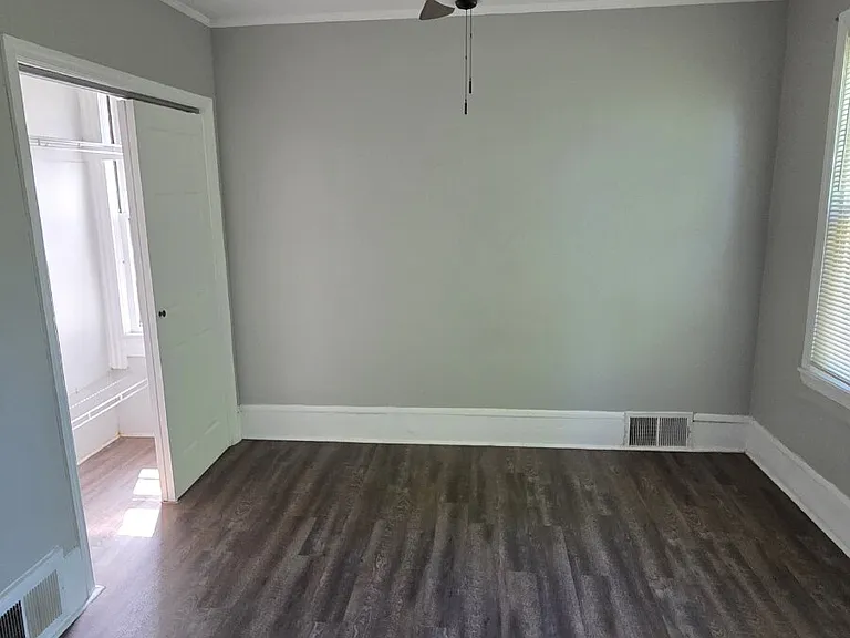 6209 Bridge Ave — Photo 7
