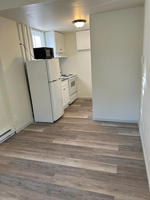 2nd image of 908 Miltimore St
