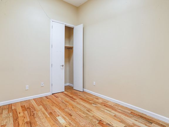 4th image of 353 Grove St Floor 3