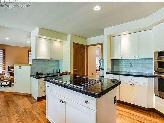 5th image of 520 Orchard Dr