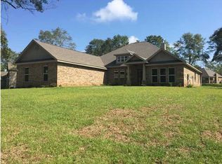 2241 Driftwood Loop W, Semmes, AL 36575