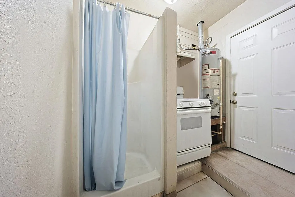 8169 Garland Street - B — Photo 4