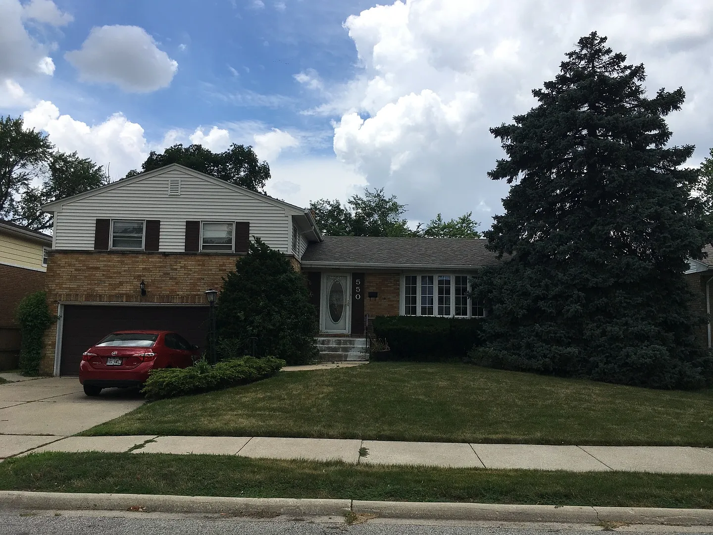 550 Andy Dr photo 1
