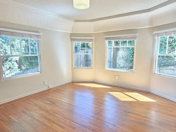 468 Stow Ave APT 4, Oakland, CA 94606