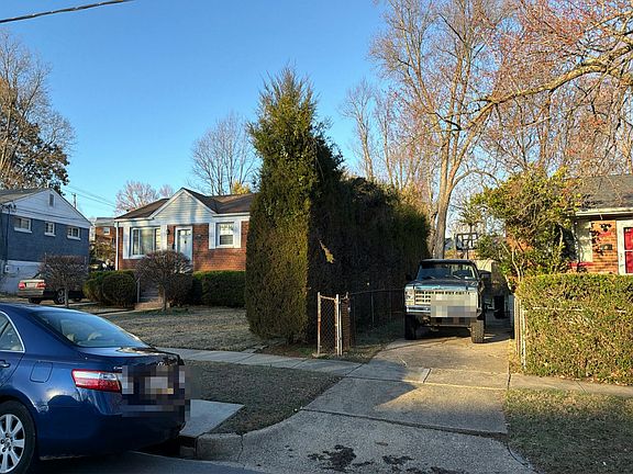 2nd image of 11305 Schuylkill Rd