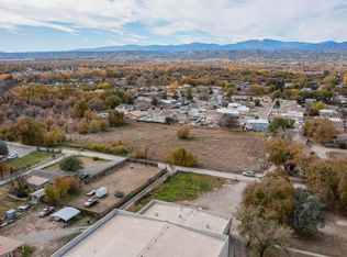316 McKracken Ln, Espanola, NM 87532