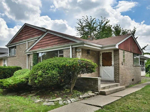 3829 W Chase Ave, Lincolnwood, IL 60712