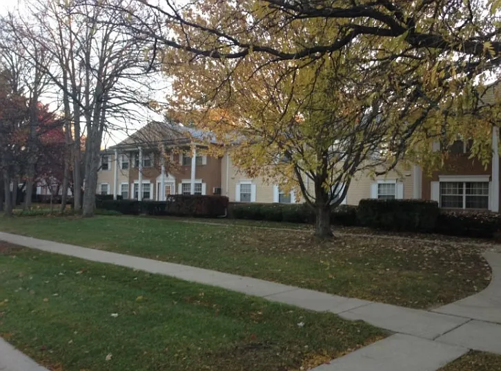 Oakridge Apartments