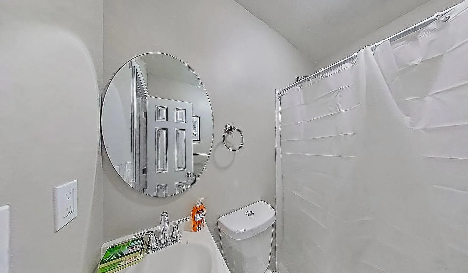 4 bed, 3.0 bath, 1625 sqft, $615 — Photo 3