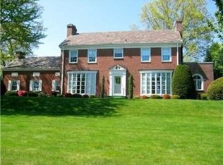 2225 William Penn Hwy, Pittsburgh, PA 15235