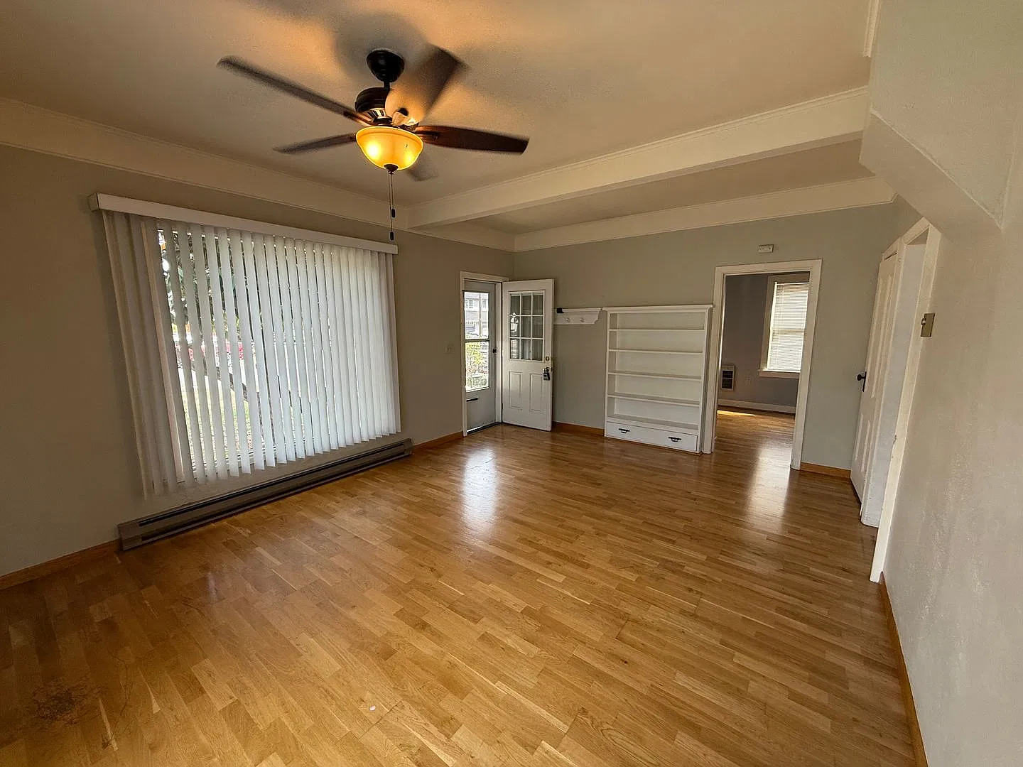 Charming 3-Bedroom Home with Fenced Yard in Camas! — Photo 3